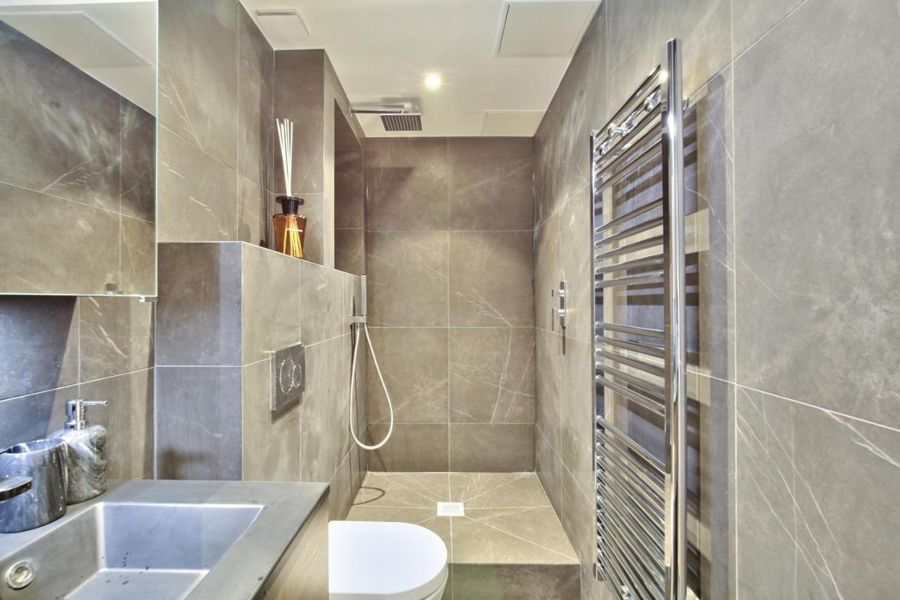 70 - Authentic Parisian Flat Lägenhet Exteriör bild