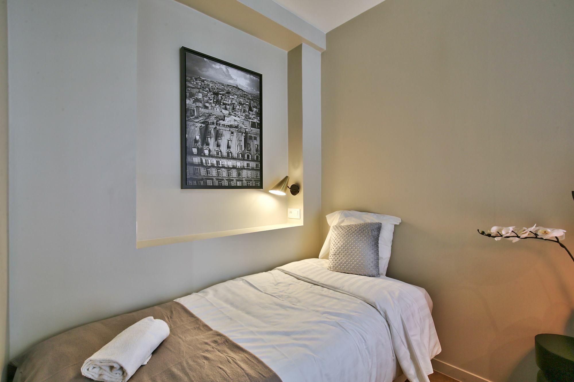 70 - Authentic Parisian Flat Lägenhet Exteriör bild